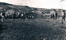 Immediately prior to the first pick-axe stroke on 5 September 1931 at the start of the second phase of excavation 